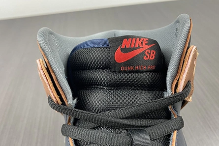 Marked-down Reliable 8206 Gundam x Nike SB Dunk High DH7717-400