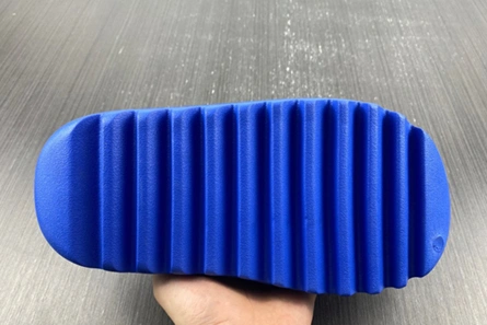 Replica Reliable 9998 ADIDAS YEEZY SLIDE ID4133