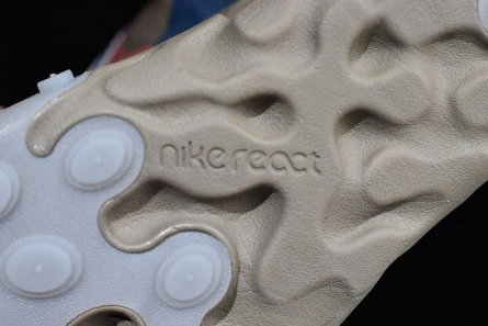 Accessible luxury Resilient 2168 Undercover x React Element 87 'Light Beige' - Nike - BQ2718 -200
