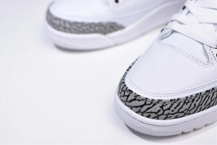 Reproduction Resilient 8189 Air Jordan 3 Retro Seoul Korea AV8370-100