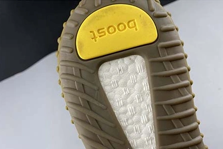 Entry-level luxury Resilient 8213 Yeezy Boost 350 V2 FX9033