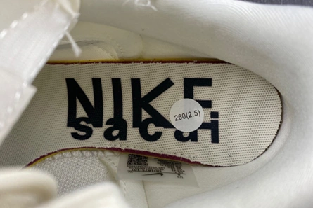 Non-authentic version Sacai x VaporWaffle DD1875-101 Resilient 5953