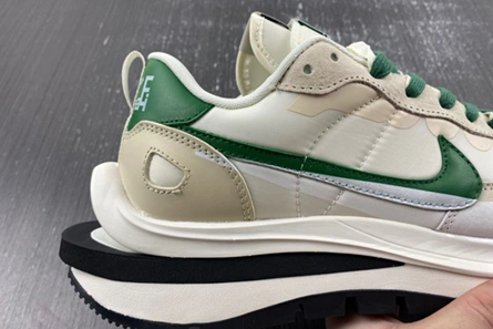 Cost-effective Sacai x VaporWaffle DD1875-102 DailyWear 5193