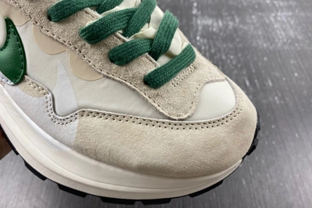 Cost-effective Sacai x VaporWaffle DD1875-102 DailyWear 5193