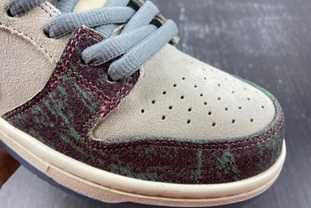 Style match Sleek 1982 Nike SB Dunk Low Crenshaw Skate Club  FN4193-100