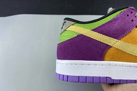 Close-to-original Sleek 7328 Nike Dunk Low SB Viotech CT5050-500