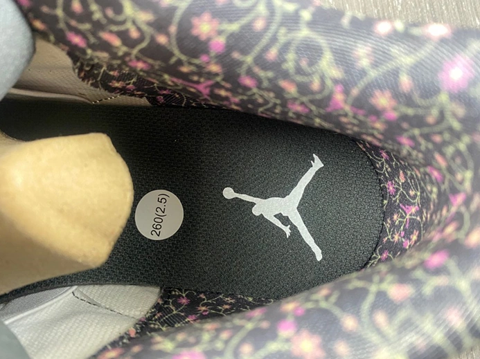 High-tier replica SmartChoice 1453 Jordan 3 Retro Vintage Floral (GS)  441140-100