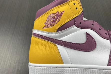 Lookalike SmartChoice 4263 Air Jordan 1 High OG “Brotherhood” 555088-706