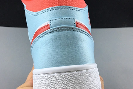 Clearance-priced Soft 116 AIR JORDAN 1 MID (GS)-555112-104
