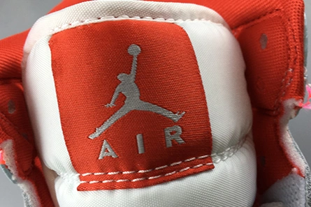 Clearance-priced Soft 116 AIR JORDAN 1 MID (GS)-555112-104