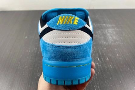 Soft 2627 The Powerpuff Girls x Nike SB Dunk Low “Buttercup” FZ8319-300