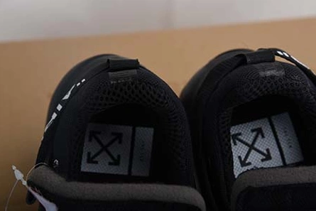 Modestly priced Soft 5105 OFF-WHITE x Nike Air Presto Black AA3830-002