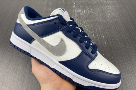Reproduction Sophisticated 6710 Nike Dunk Low Summit White Midnight Navy  FD9749-400
