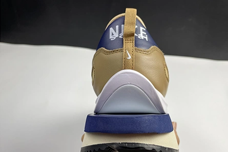 Sophisticated 8152 sacai x Nike VaporWaffle Sesame Blue Void DD1875-200