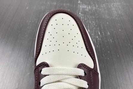 SportInspired 1385 Air Jordan 1 Low DC0774-200