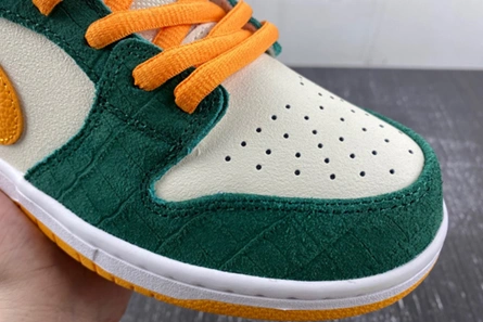 Fashion duplicate SportInspired 1505 Nike SB Dunk Low Legion Pine Kumquat  304292-383