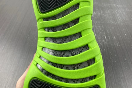 Close-to-original SportInspired 2970 Air Jordan 12 Retro BLACK GREEN