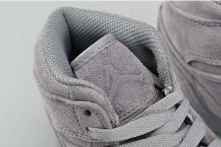 Best-value SportInspired 579 AIR JORDAN 1 RETRO HIGH BG (GS) wolf grey womens 705300-031