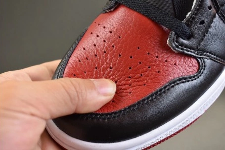 Close-to-original SportInspired 7967 Air Jordan 1 Retro High OG BG - 575441 001