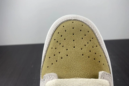 Top-grade copy StreetReady 2032 NIKE Dunk Low DO9457-100