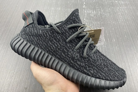 1:1 copy Stylish 7494 Adidas YEEZY 350 Boost Pirate Black BB5350