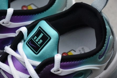 Modestly priced Timeless 2648 Nike Air VaporMax Plus Grape 924453-101