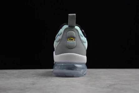 Modestly priced Timeless 2648 Nike Air VaporMax Plus Grape 924453-101