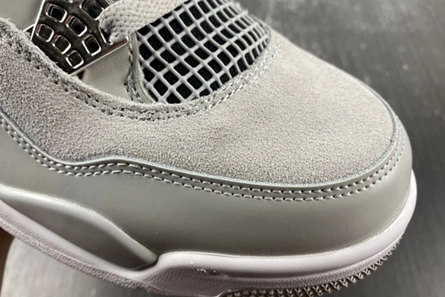 1:1 copy Timeless 4863 Jordan 4 Retro Frozen Moments  AQ9129-001