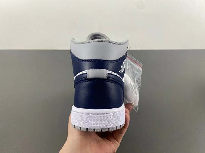 Low-cost Timeless 8600 Jordan 1 Mid Wolf Grey Midnight Navy  DQ8426-104