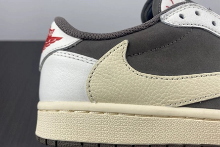 Travis Scott x Air Jordan 1 DM7866-162 Sleek 9293