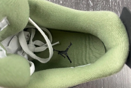 Accessible luxury Trendsetting 124 Air Jordan 4 “Seafoam” AQ9129-103