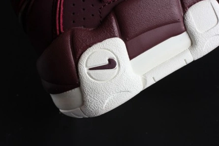Budget-friendly Trendsetting 1974 Nike Air More Uptempo 