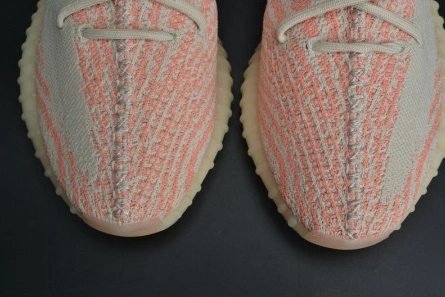 Replica Trendsetting 7793 Adidas Yeezy Boost 350 V2 Chalk Coral B37574