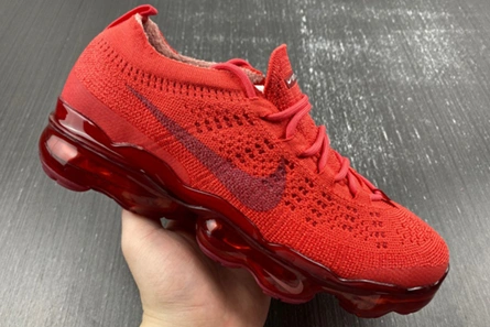 High-tier replica Trendsetting 8067 Nike Air VaporMax 2023 Flyknit Triple Red  DV1678-600