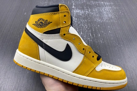 Fashion duplicate Trendsetting 9369 Air Jordan 1 High OG “Yellow Ochre” DZ5485 701