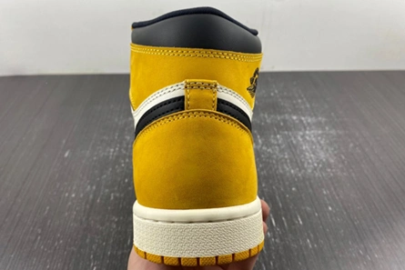 Fashion duplicate Trendsetting 9369 Air Jordan 1 High OG “Yellow Ochre” DZ5485 701