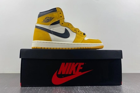 Trendsetting 9369 Air Jordan 1 High OG “Yellow Ochre” DZ5485 701