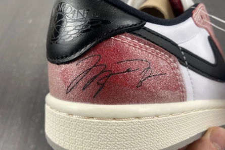 Pricetag-smart Trophy Room x Air Jordan 1 High OG FN0432-017 Refined 4982