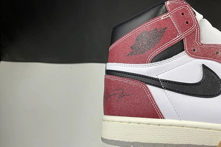 Unique 1297 Trophy Room x Air Jordan 1 High OG DA2728 100