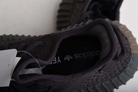 Pricetag-smart Unique 4425 ADIDAS YEEZY BOOST 350 V2 CINDER FY2903