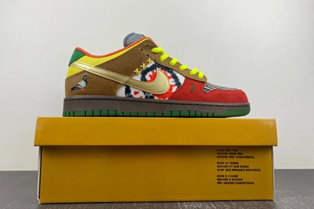Non-authentic version UrbanStyle 135 Nike SB Dunk Low What the Dunk  318403-141