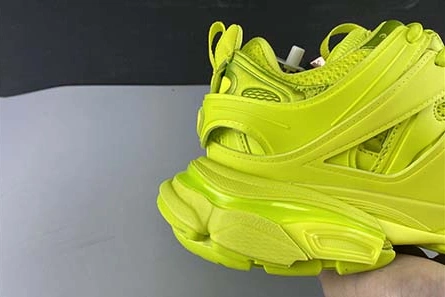 UrbanStyle 3685 BALENCIAGA SNEAKER UNI-MATTE FULL COLOR NOT WASH LIME 542023 W2LA1 3501