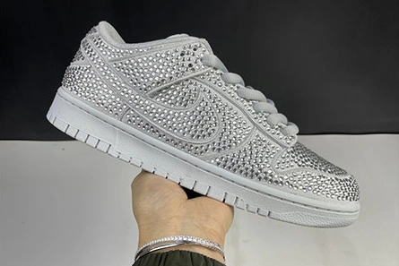 Premium replica UrbanStyle 4045 Nike Dunk Low x Cactus Plant Flea Market Pure Platinum CZ2670-001