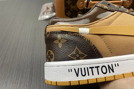 Non-authentic version UrbanStyle 6696 OFF-WHITE x Air Jordan 1 554724-555