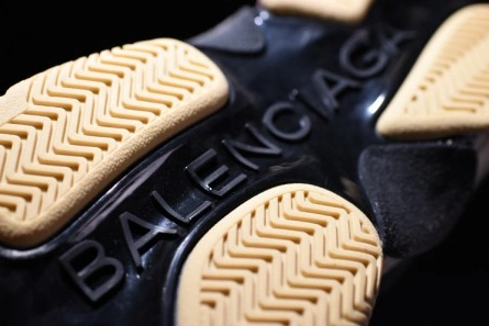 Replica Versatile 1511 BALENCIAGA TRIPLE S W06E1-1000