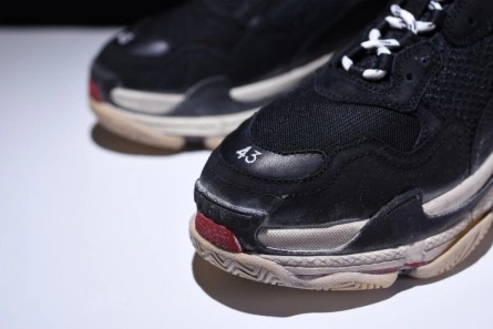 Replica Versatile 1511 BALENCIAGA TRIPLE S W06E1-1000