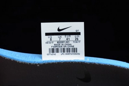 Non-authentic version Vibrant 1039 Nike Epic React Flyknit black AQ0067-001