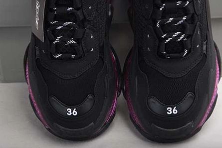 Vibrant 4119 Balenciaga Triple S Black Sneaker 541624 W09O1 0829