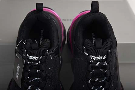 Top-grade copy Vibrant 4119 Balenciaga Triple S Black Sneaker 541624 W09O1 0829