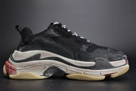 Non-authentic version Vibrant 4829 BALENCIAGA 17FW TRIPLE S TRAINER  BLACK  RED MENS W05M23972